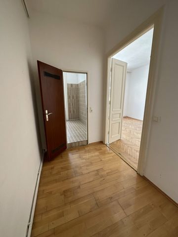 AltbauWohnung in der Van der Nüllgasse - Foto 4