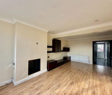 2 bedroom House To Let - Photo 1