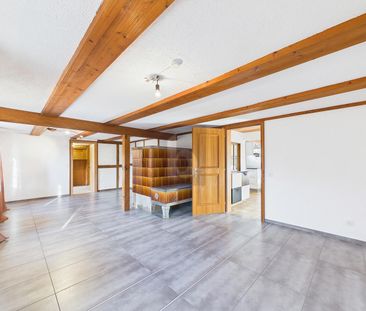 CHARMANT MIT HEIMELIGEM AMBIENTE UND VIEL PLATZ - Foto 1