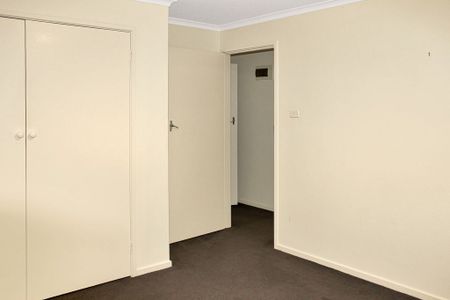TWO BEDROOM UNIT IN PRIME LOCATION - Photo 4