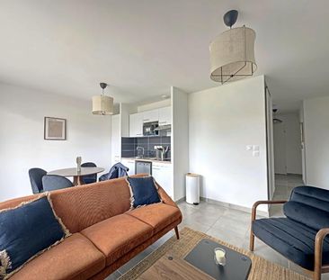 Location Appartement 2 pièces 47m² - Photo 2