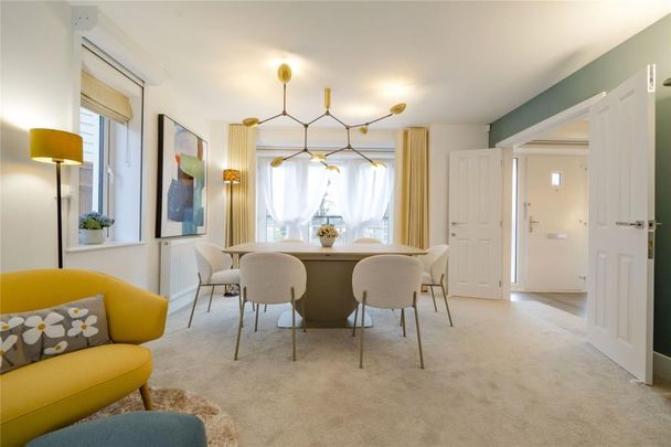 4 bedroom detached house to rent - Photo 1