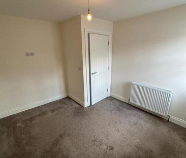9D Catherine Street, Killyleagh, BT30 9QQ - Photo 3