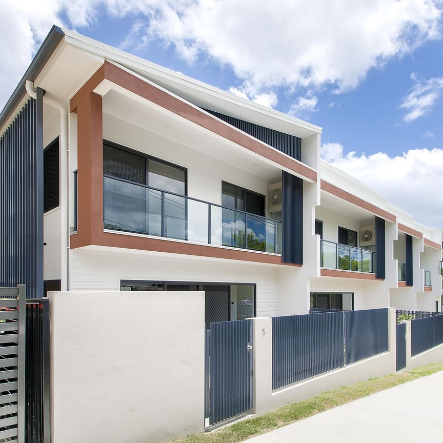 Modern Townhouse - Call Now to Inspect - Photo 1