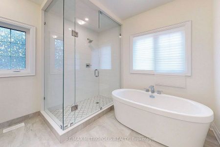 For Lease - 100 Ballantyne Boulevard Unit# ROOM C, Vaughan, Ontario - Photo 2