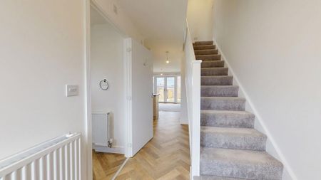 2 bedroom terraced house to rent - Photo 2