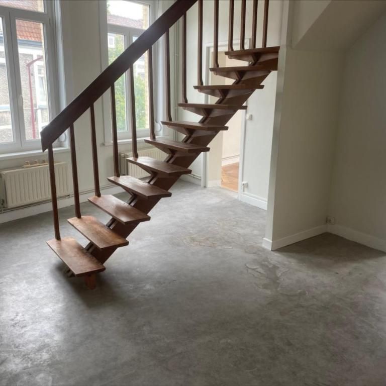 Templemars, appartement de 120m2, cuisine équipée, 3 chambres.880€ et 20€ charges, pas de garage, pa - Photo 1