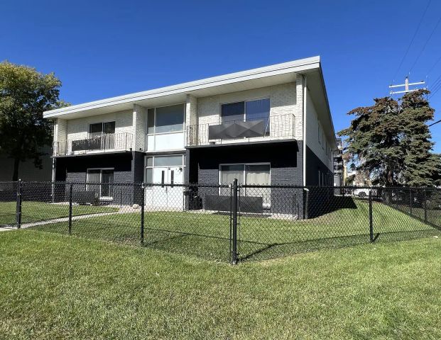 Kingsland one bedroom & one bath apartment unit/ NEW PAINT. — 1 Bedroom Apartment - Photo 1