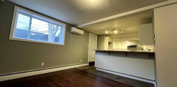 Grand 4 1/2 lumineux à louer - Photo 2