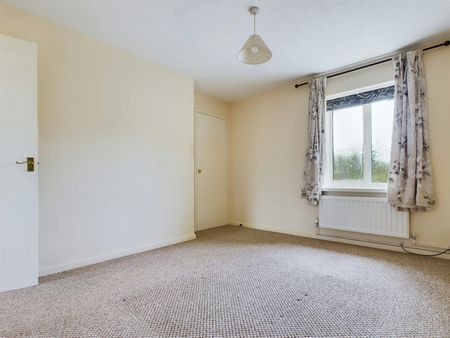Terraced House to rent on - Photo 5