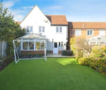 Collingwood Road, South Woodham Ferrers, Chelmsford, Essex, CM3 - Photo 4