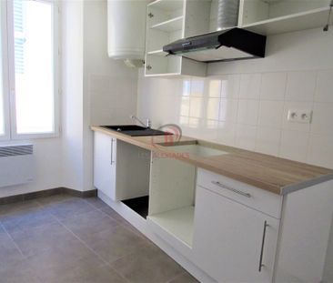 Location Appartement 1 pièce 22m² SIGNES 83870 - Photo 3