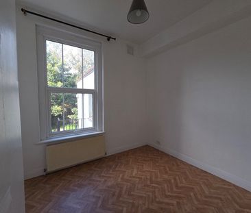 1 Bed Flat, Flaxman Road, SE5 - Photo 6