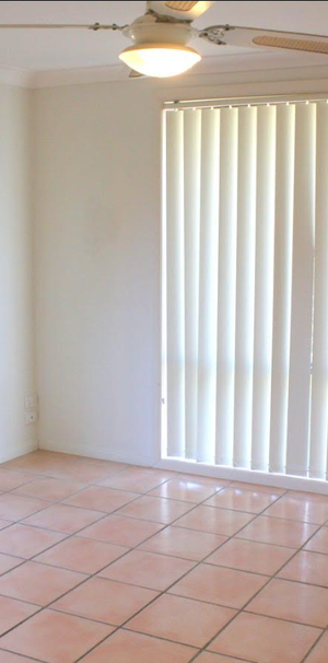 Spacious 4-Bedroom Family Home in Great Neighbourhood - Photo 1