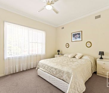 Beautifully Maintained Home With Reserve Outlook - Photo 4