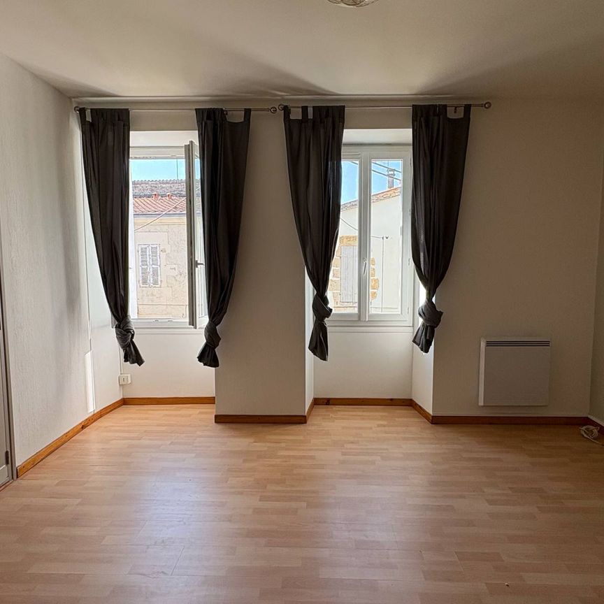Location Maison 2 pièces 60m² NIORT 79000 - Photo 1