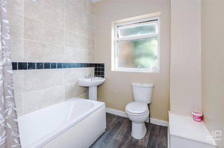 2 bedroom terraced house to rent - Photo 4