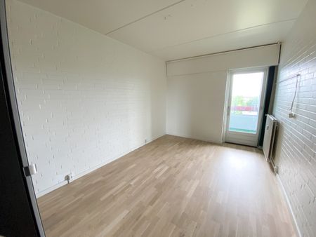 Hyggelig 2-værelses lejlighed på med stor altan - Foto 3