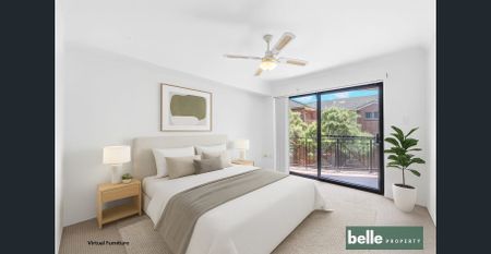 Spacious Two Bedroom Apartment bathed in natural sunlight - Photo 3