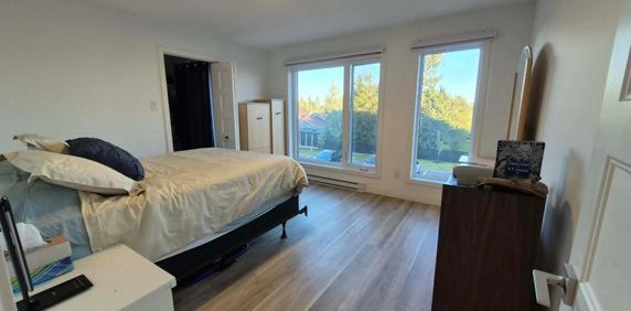 Bail à céder – Grand 4 ½ style condo | 1 566 $/mois - Photo 2