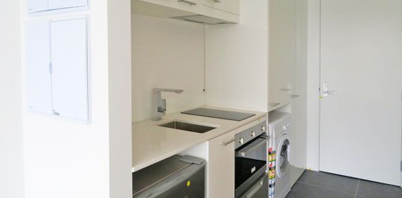 THE FIREMAN'S APARTMENTS - STUDIO APARTMENT - Photo 2