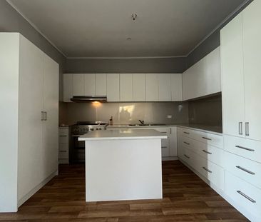 THREE BEDROOM HOUSE IN MARYBOROUGH - Photo 6