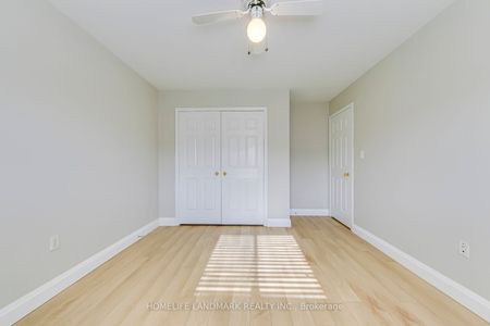 Townhouse For Lease | W8116028 - Photo 5