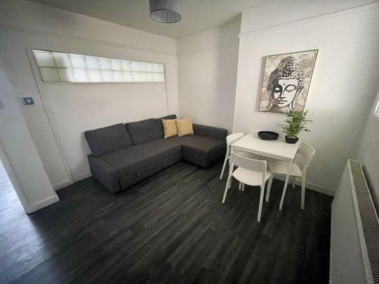 3 bedroom house share to rent - Photo 1