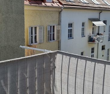 Traumhafte Garconniere im Zentrum mit Balkon - Photo 2