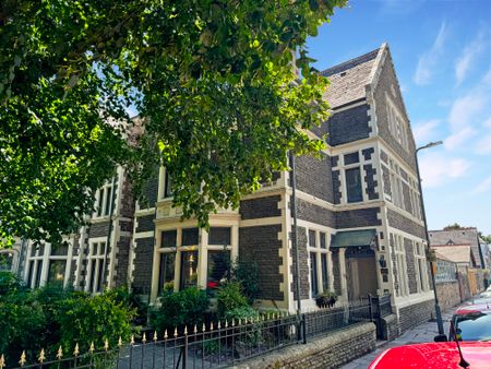 Room 3 (FFB), 151 Cathedral Road, Cardiff CF11 9PJ - Photo 4
