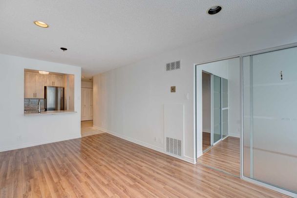 For Lease - 92 King Street Unit# 1701, Toronto, Ontario - Photo 1