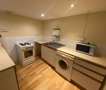 Market Street, Bodmin, PL31 - Photo 3