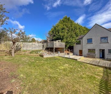 5 bedroom semi-detached house to rent - Photo 3