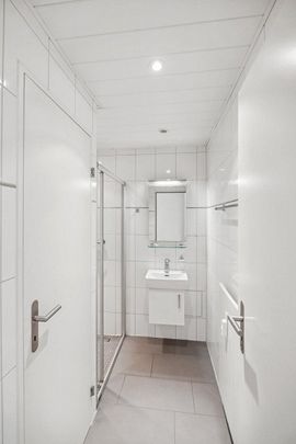 Ihr Zuhause: 6.5-Zi.-Whg.  Perfekt für Familien, WGs und Expats - Foto 1