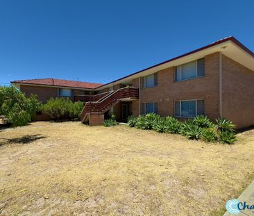 SHOALWATER LOCATION UPSTAIRS 2x1 UNIT !!!! - Photo 3