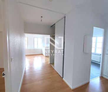 Location Appartement 4 pièces 98m² CHALON SUR SAONE 71100 - Photo 5