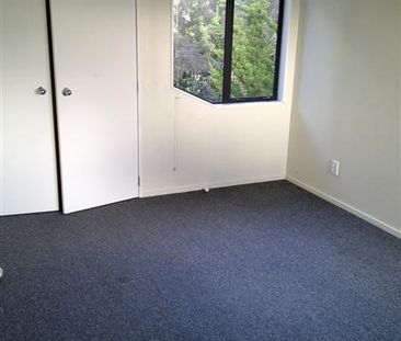 Recently refurbished, Quiet Home for Rent – Perfect for Families! - Photo 3