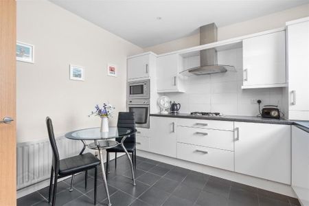 6 Mill View, Saintfield, BT24 7FG - Photo 5