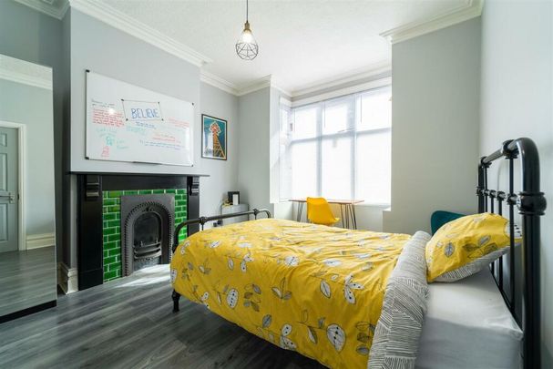 5 bedroom terraced house to rent - Photo 1