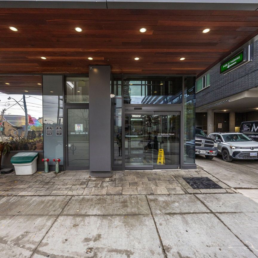 For Lease - 111 Bathurst Street Unit# 1214, Toronto, Ontario - Photo 1