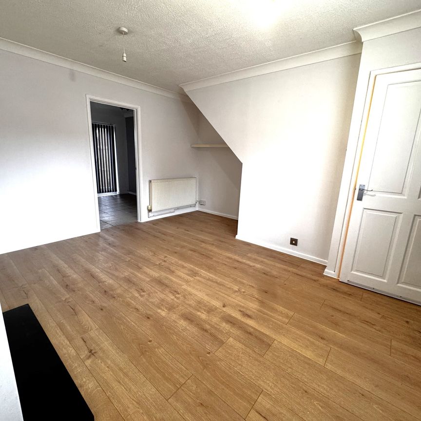 Dove Tree Road, Leighton Buzzard - Photo 1