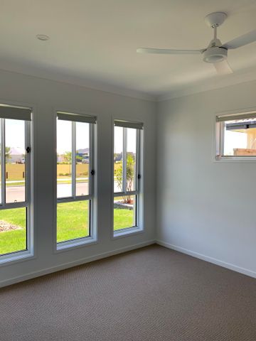 91 Foxglove Street, Caboolture QLD 4510 - House For Rent | Domain - Photo 2