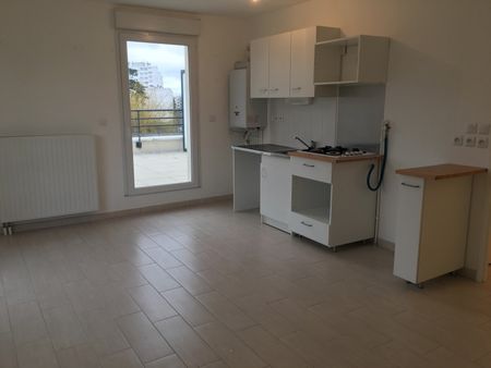 Location Appartement 2 pièces 40m² ORLEANS 45100 - Photo 3