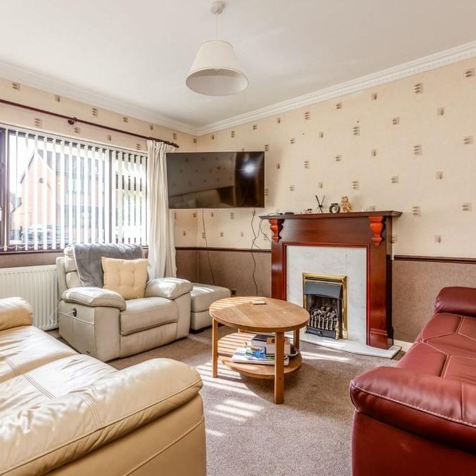 3 bedroom semi-detached house to rent - Photo 1