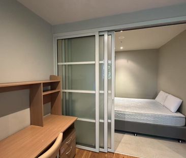 One Bedroom Apartment For Rent - Photo 5