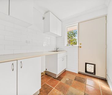 4 Bushlark Rise, Canning Vale, WA 6155 - Photo 5