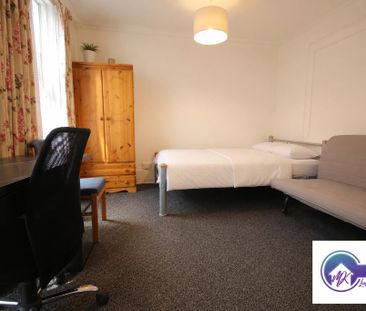 1 Bedroom Room in Flat Share To Rent - Photo 1