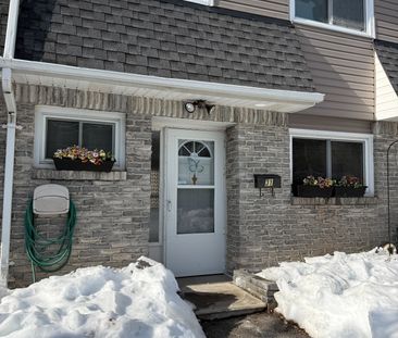 For Lease - 2050 Upper Middle Road Unit# 31, Burlington, Ontario - Photo 6