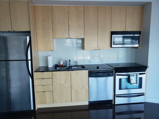 For Lease - 600 Fleet Street Unit# Lph03, Toronto, Ontario - Photo 1