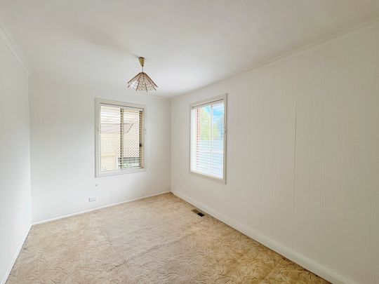 Charming Home with Modern Touches - Photo 1